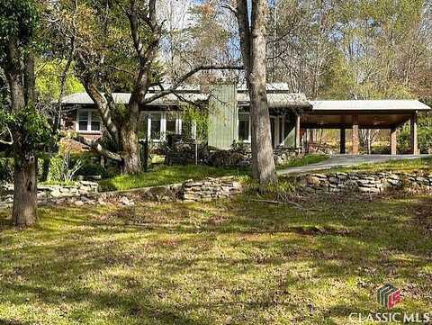 Owens, CLEVELAND, GA 30528