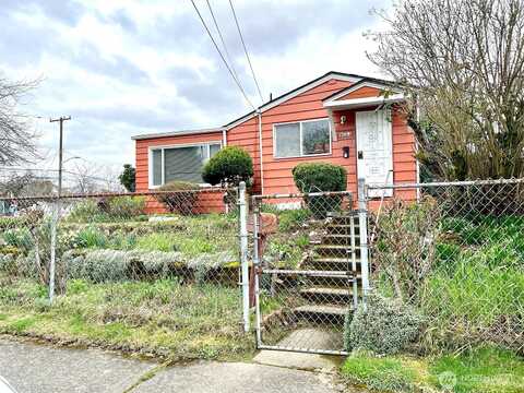 Holly, SEATTLE, WA 98118