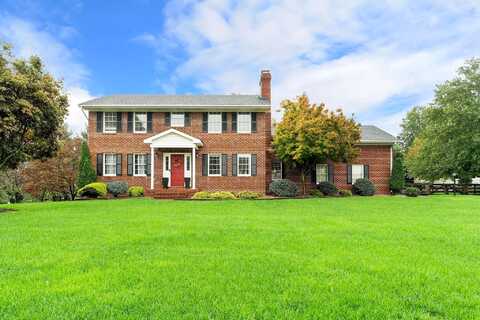 Village, WAYNESBORO, VA 22980