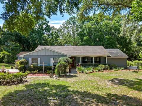 Lisa, TAVARES, FL 32778