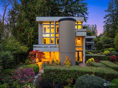 Lovell, BAINBRIDGE ISLAND, WA 98110