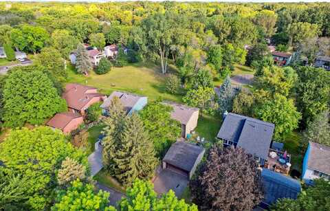 Red Fox, MAPLE GROVE, MN 55369