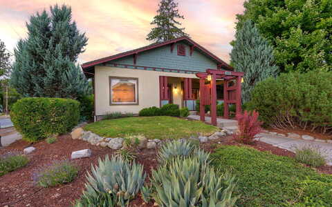 Lowe, GRANTS PASS, OR 97527