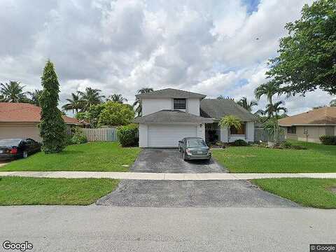 6Th, PEMBROKE PINES, FL 33025
