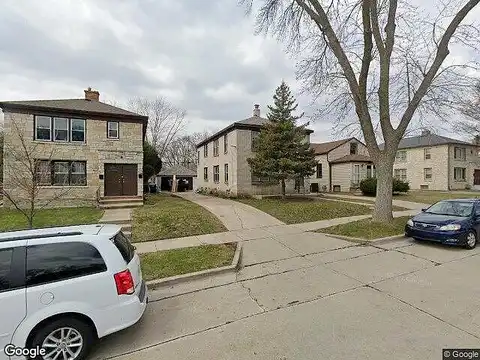 87Th, MILWAUKEE, WI 53214