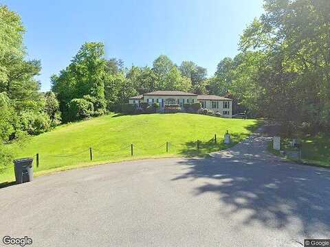Fox Chapel, FAIRFAX, VA 22030