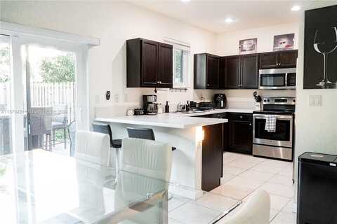 37Th, HOMESTEAD, FL 33033