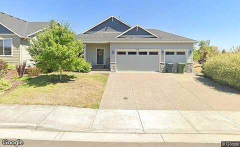 Makayla, AUMSVILLE, OR 97325