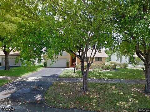 101St, PEMBROKE PINES, FL 33026