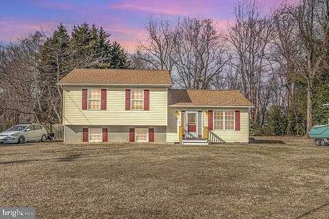 Barracks Beach, COLONIAL BEACH, VA 22443