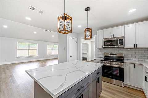 2Nd, LEAGUE CITY, TX 77573