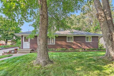 100Th, MAPLE GROVE, MN 55369