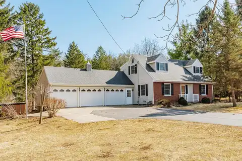 Brown, OCONOMOWOC, WI 53066
