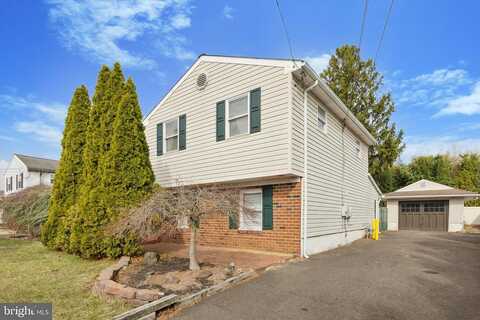 Jeffrey, LANGHORNE, PA 19047