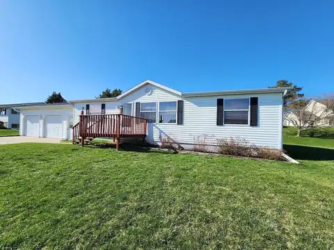 Rose, CASHTON, WI 54619