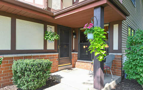Knoll, FRANKLIN, WI 53132