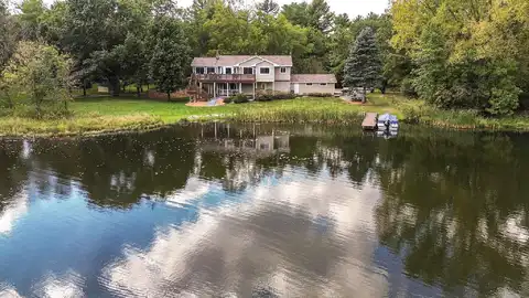 Deer Pond, LAKE ELMO, MN 55042