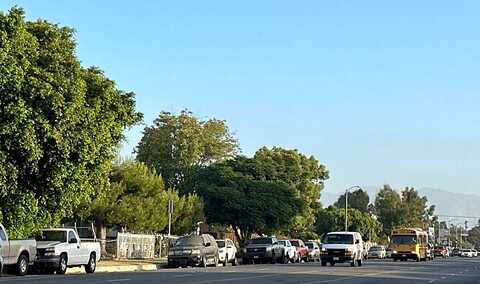 Laurel Canyon Blvd, North Hollywood, CA 91605