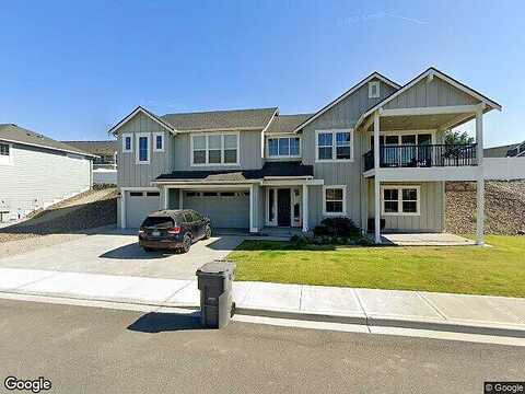 Juli, EAST WENATCHEE, WA 98802