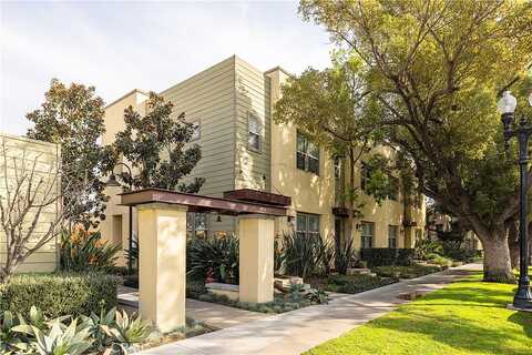 Garfield, SANTA ANA, CA 92701