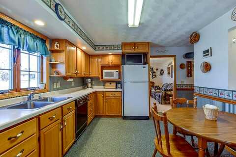 28Th, MONROE, WI 53566