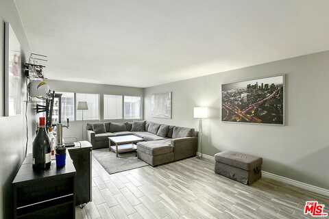 N Rossmore Ave, Los Angeles, CA 90004