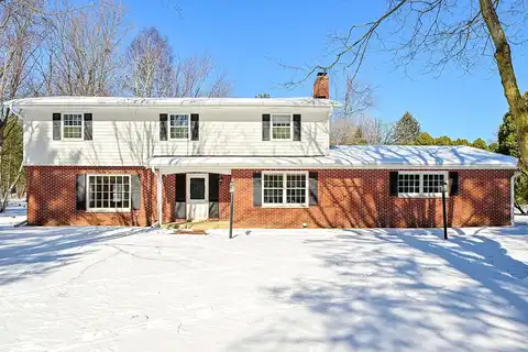 Thornapple, CEDARBURG, WI 53012