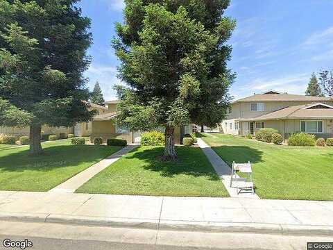 W Santa Ana Ave, Clovis, CA 93612