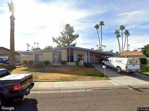 Laurie, GLENDALE, AZ 85302