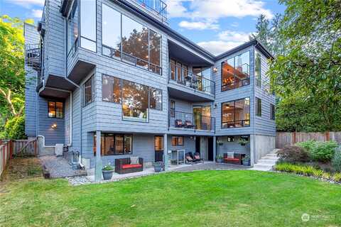 88Th, SEATTLE, WA 98115