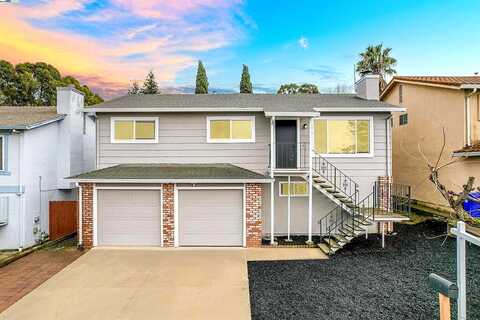 Jamie, HAYWARD, CA 94541