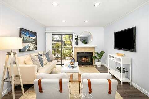 Indian Hill, LAGUNA HILLS, CA 92653