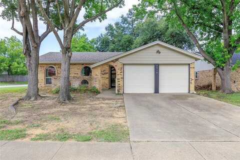 Colleen, ARLINGTON, TX 76016