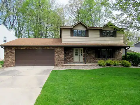 Ironwood, GREEN BAY, WI 54304