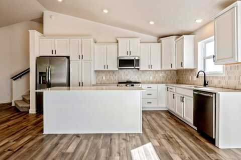 Farmstead, ROGERS, MN 55374