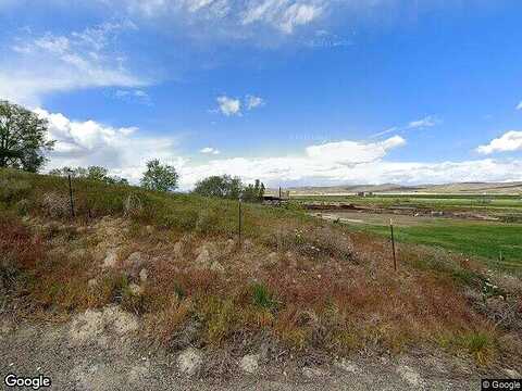 W 2Nd Ave, Vale, OR 97918