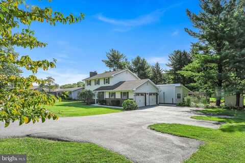 Maple, LEBANON, PA 17042