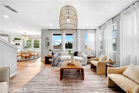 Van Ness, GARDENA, CA 90249