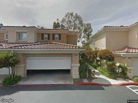 Via Vicini, RANCHO SANTA MARGARITA, CA 92688