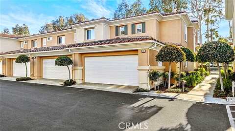Via Vicini, RANCHO SANTA MARGARITA, CA 92688
