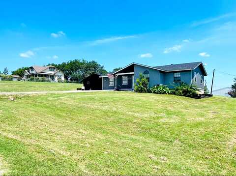 Main, COUPLAND, TX 78615