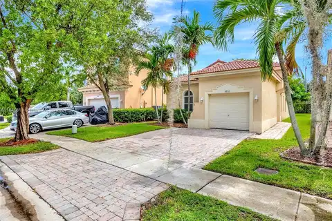 37Th, HOMESTEAD, FL 33033