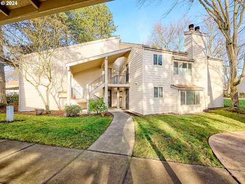 Trapper, BEAVERTON, OR 97008