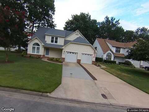 Winged Foot Ct, Chesapeake, VA 23320