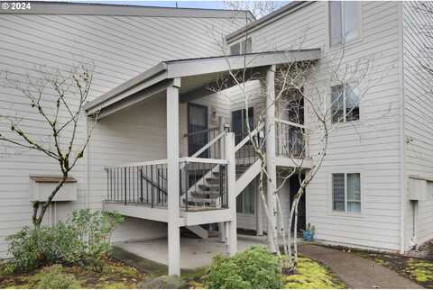 Trapper, BEAVERTON, OR 97008