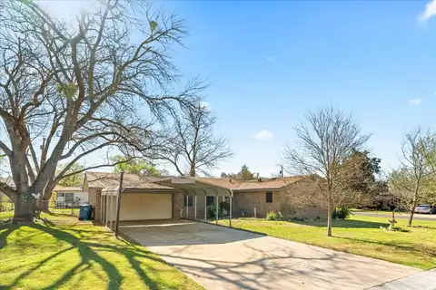 Plum, ELGIN, TX 78621