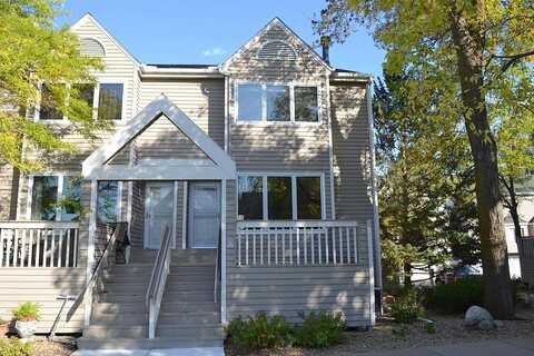 W Wayzata Blvd, Long Lake, MN 55356