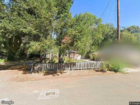 Oak, WILLITS, CA 95490