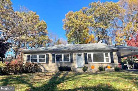 Twin Oaks, HUMMELSTOWN, PA 17036