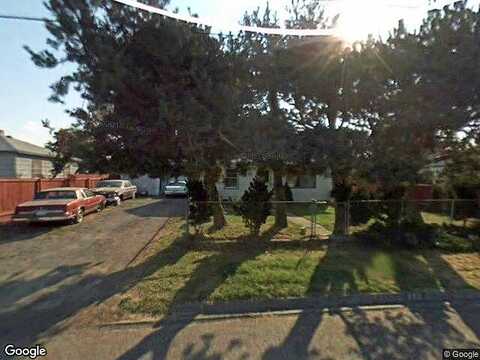 Hillcrest, GRANDVIEW, WA 98930